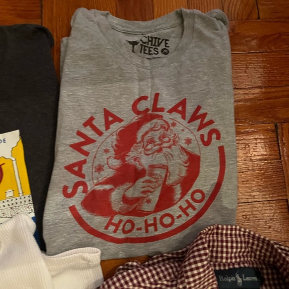 BUNDLE MENS SIZE MEDIUM SHIRTS - Picture 2 of 5